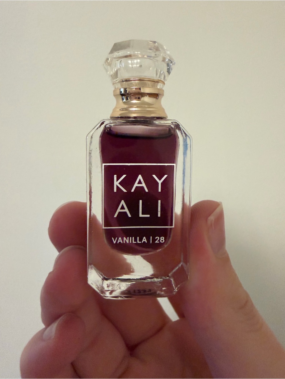 KAYALI Vanilla 28